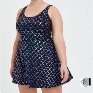 Torrid SZ 0 NEW Wireless Long Length Scoop Mermaid Scale Swim Dress With Brief